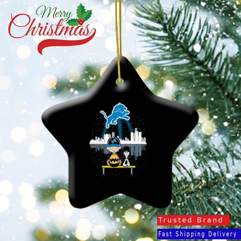 Charlie Brown And Snoopy Dog Watching City Detroit Lions Ornament